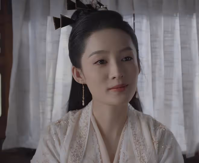 「整容臉」上鏡有多垮?這就是張藝謀,堅決不用整容臉的原因吧