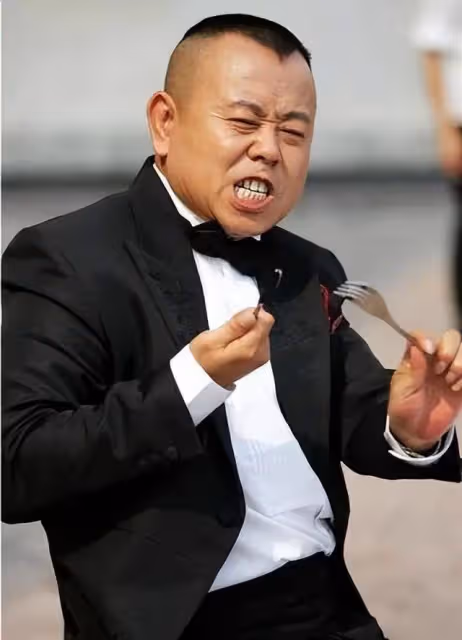 「豪門太太」潘陽:被父親潘長江「逼婚」嫁入豪門,如今過的怎樣