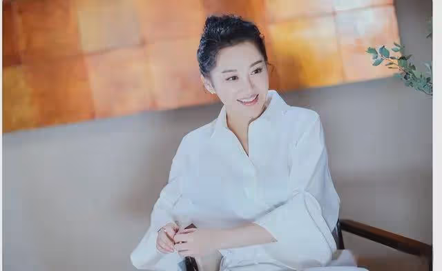 表面是藝人,實則背景通天的4位女星,她們最不怕的就是潛規則