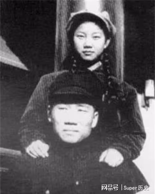 2022年劉思齊病逝:李敏李訥無法到場送別,四個孩子同框場面感人