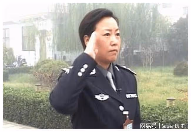 任長霞意外身亡後,丈夫四年後也去世,唯一兒子繼承其遺志