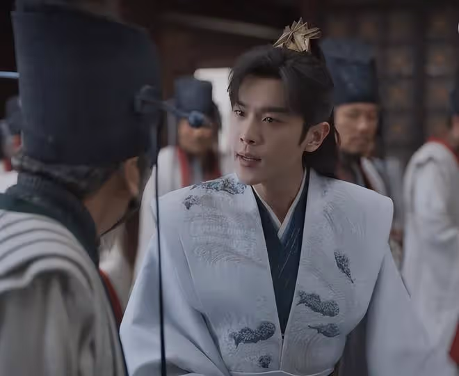 中國導演們!求求你們學學《慶餘年2》導演怎麼拍「大男主」吧