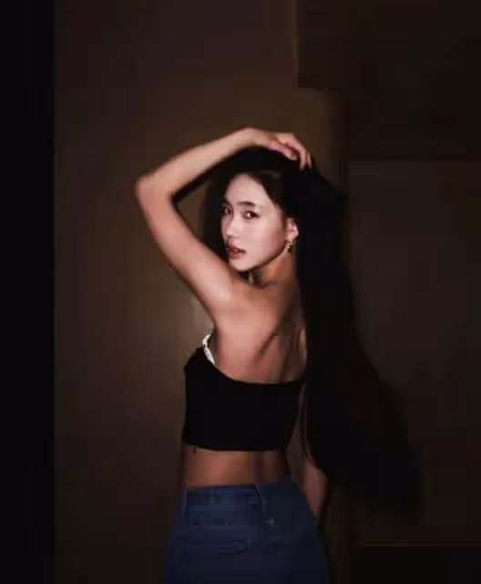 小S二女兒Lily曬性感照,引發熱議,進軍娛樂圈意圖初現