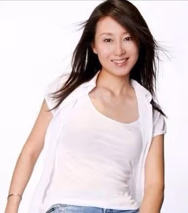 潘蔚:一婚嫁老師,二婚嫁富二代,三婚嫁給歌星,如今怎樣了?