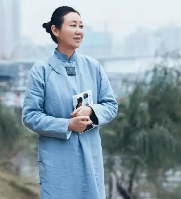 潘蔚：一婚嫁老師，二婚嫁富二代，三婚嫁給歌星，如今怎樣了？