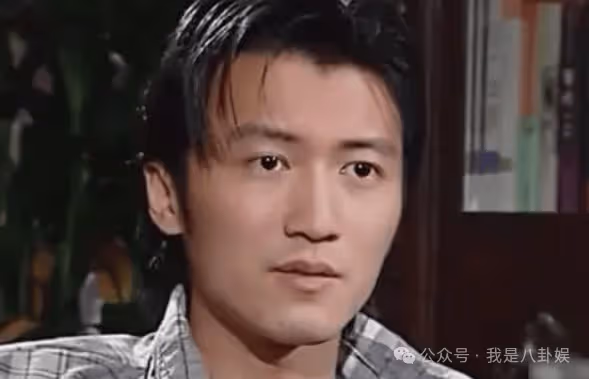 張柏芝離婚6年後,捏著手裡的兩條槓對謝霆鋒說:我有懷孕了怎麼辦?