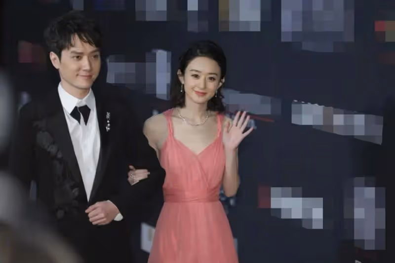 馮紹峰參加親子運動會,兒子正面照曝光,網友:像媽媽趙麗穎