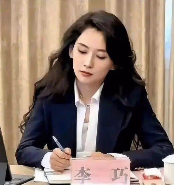汪峰520官宣新戀情！大讚女友正直善良，霸氣稱會竭盡全力保護她
