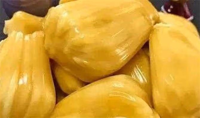 解鎖菠蘿蜜的正確剝法,沉浸式剝水果無法自拔