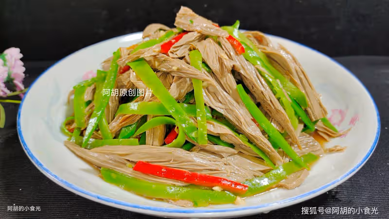 腐竹和它絕配!吃了30年,才發現是「滑腸好菜」,特清爽,小菜讓你越吃越有味