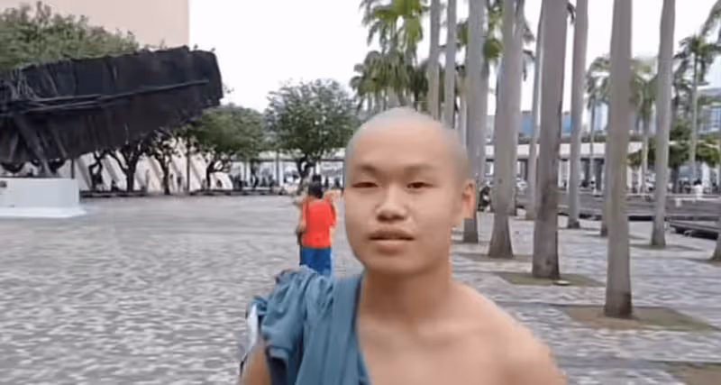 破壞黃家駒墓地男子身份曝光!社交帳號被扒,曝大量不法神經行為