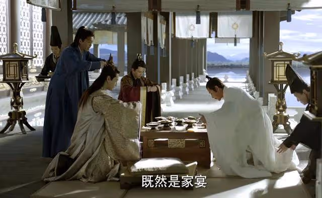 《慶餘年2》范閒以前不跪慶帝的,為何這次反而肯跪慶帝了?