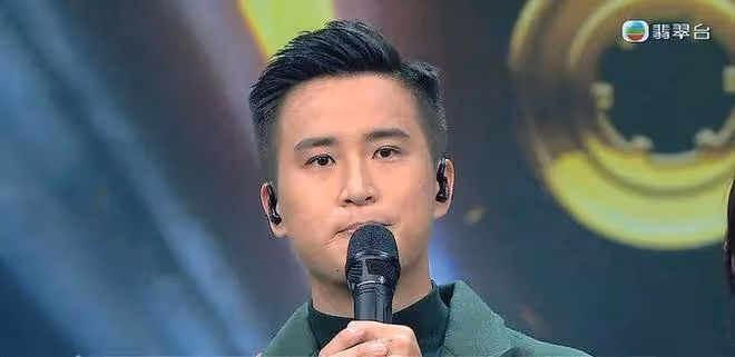TVB中年男歌手被追債，承認資金周轉出問題，與太太無事從未分居