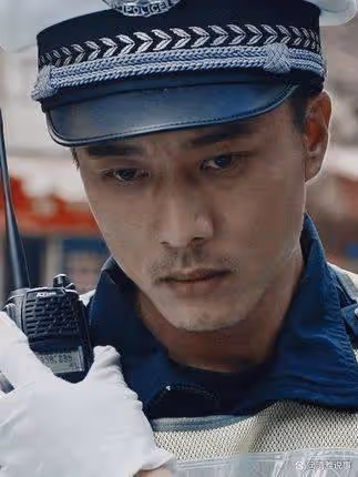 逃逸追蹤:交警搞定毒販,從來沒有見過這樣爛的電影