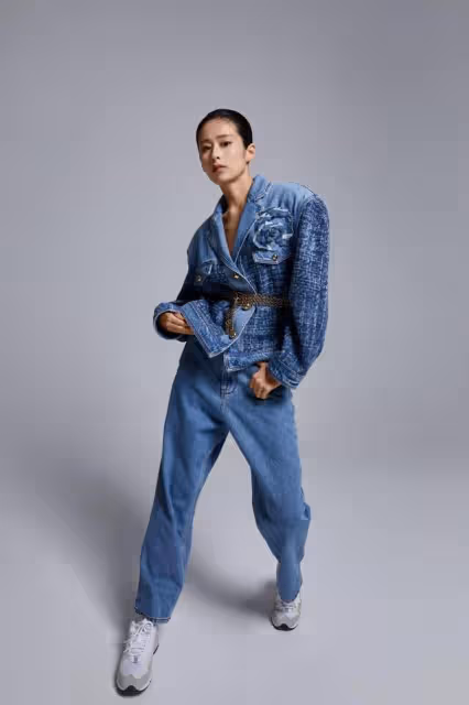 穎兒"骨感身材"真嚇人,穿露背裙骨頭清晰可見,還好有顏值撐著