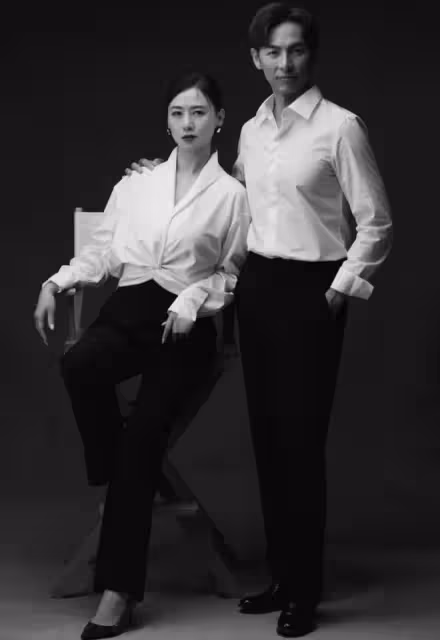 翁虹520曬全家福,16歲女兒顏值超高比媽媽還美,身高超一米七