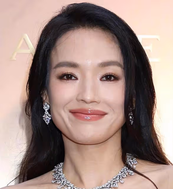 羅馬這一夜，「肉乎乎」的劉亦菲，打了多少「白瘦幼」女星的臉