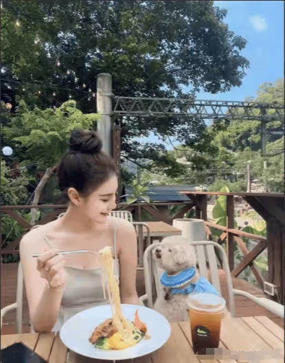 520預熱浪漫,汪小菲狂撒狗糧,再曬馬筱梅從小美到大的證據!