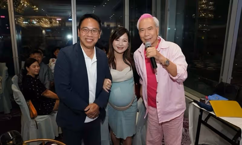 恭喜!知名港星王祖藍66歲舅父老來得子,發文宣布愛妻平安生子