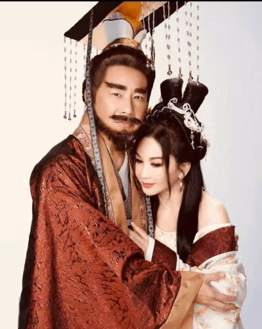 曾演紂王!TVB"御用奸人"慶61歲生日!58歲太太現身美貌曝光