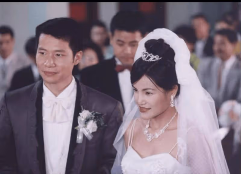 曾演紂王!TVB"御用奸人"慶61歲生日!58歲太太現身美貌曝光