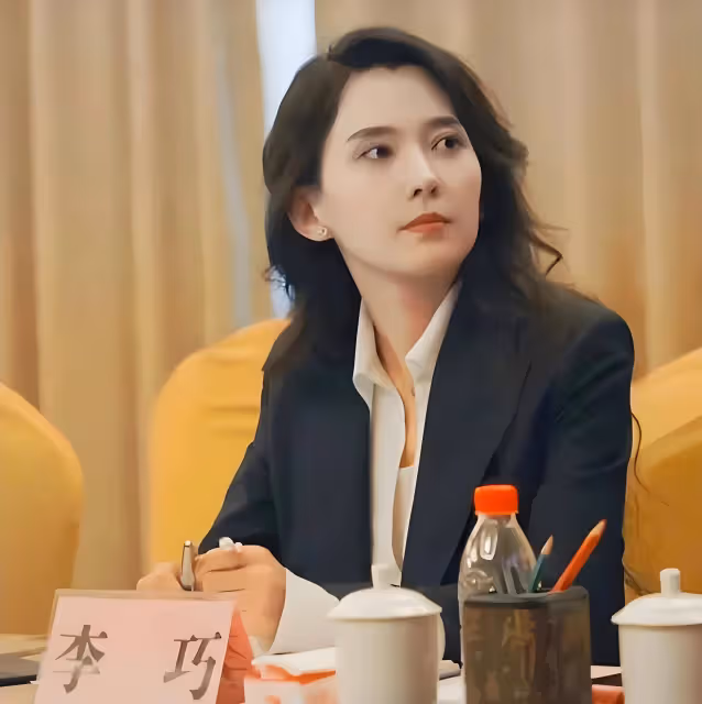 汪峰為愛「宣戰」,正式回應和森林北的戀情,表態將全力保護女友