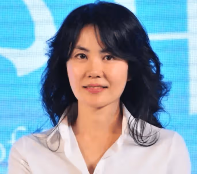 李亞鵬想要李嫣撫養權,王菲通盈讓對方感激涕零,還承擔女兒的生活費!
