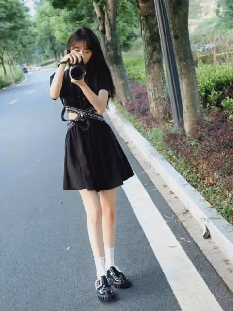 袁冰妍私服穿搭驚艷亮相,清純女神魅力四溢