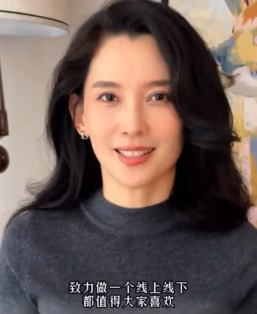 森林北回應和汪峰戀情,承認離異帶娃,否認整容,贊汪峰純粹傳統