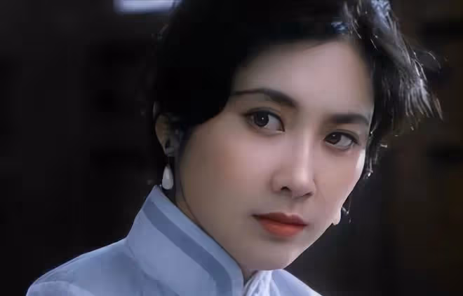 東方美人朱琳:和二婚丈夫恩愛19年,如今71歲的她,把日子過成詩