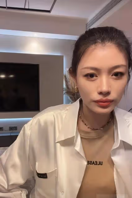 同樣是汪峰的基因,章子怡和葛薈婕的女兒近照,差別怎麼這麼大