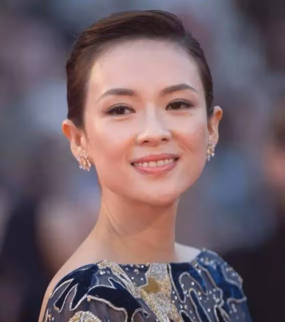 同樣是汪峰的基因,章子怡和葛薈婕的女兒近照,差別怎麼這麼大