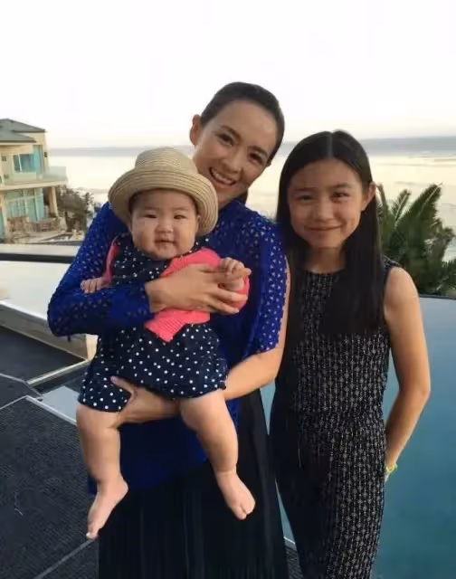 同樣是汪峰的基因,章子怡和葛薈婕的女兒近照,差別怎麼這麼大