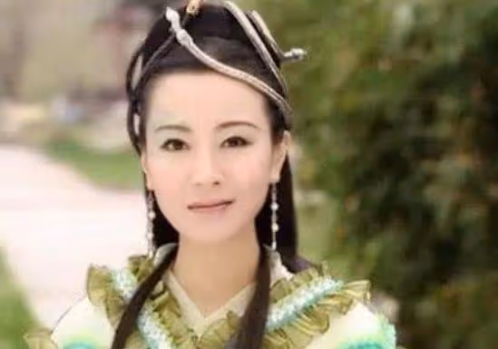 18年前這劇才是「美女如雲」,大S袁詠儀統統是配角,全員天然臉