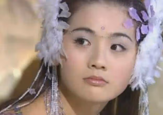 18年前這劇才是「美女如雲」,大S袁詠儀統統是配角,全員天然臉