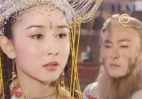 18年前這劇才是「美女如雲」,大S袁詠儀統統是配角,全員天然臉