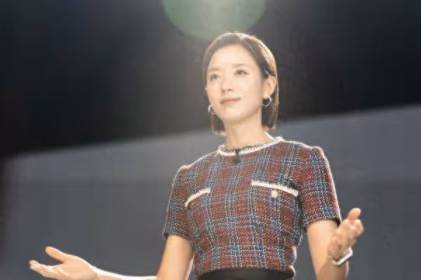 《支配物種》10集入手!朱智勛成生化人痴情護韓孝周 反轉超震撼