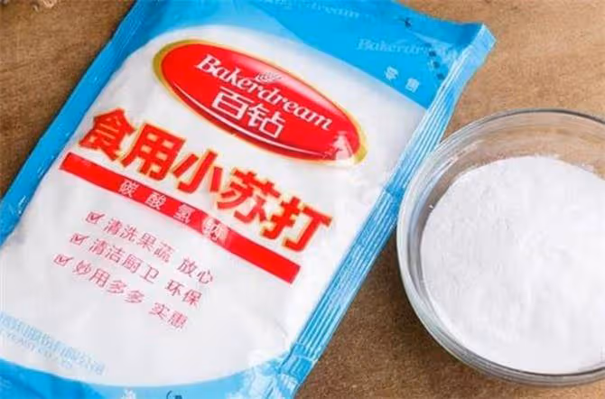 熬米粥加小蘇打還是放鹼面,很多人都錯了,只需3步粥稠米香