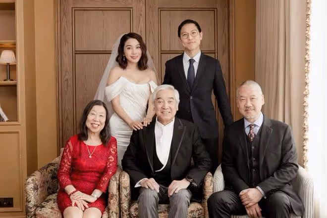 恭喜!TVB老戲骨兒子與太太補辦婚禮,兩人相愛9年前年已結婚