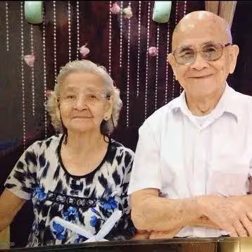 34歲ViuTV「一姐」近百歲奶奶睡夢中離世,遺憾沒留半句話