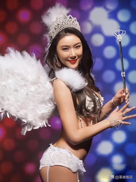 李澤楷被她迷得瘋狂,林丹為她不顧孕妻,她究竟有什麼魅力