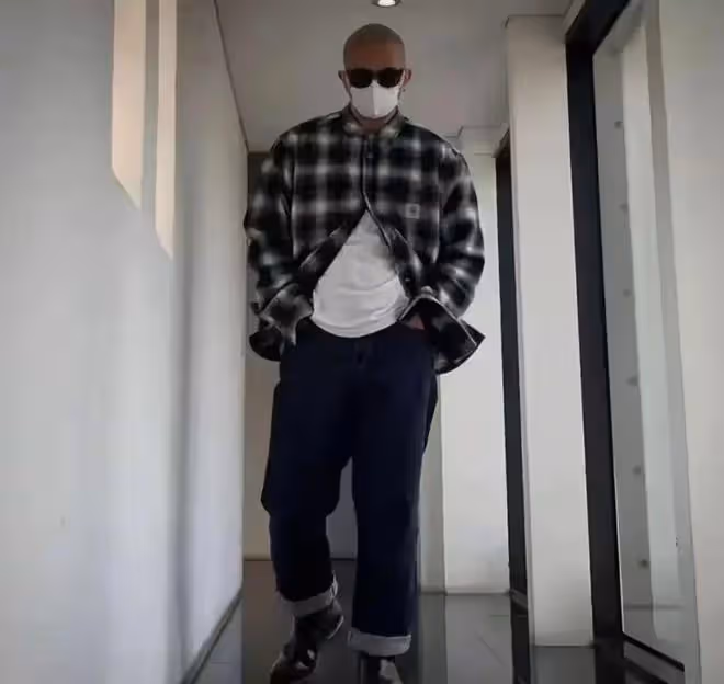 秀恩愛大賽！大S曬光頭走秀：我歐巴酷吧？汪小菲曬女友笑翻