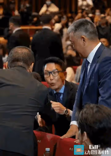 冰火兩重天，黃磊自稱三年沒戲拍綜藝都沒有陳建斌卻有底氣耍大牌