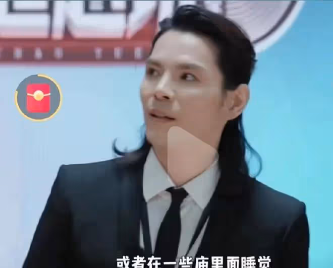 懟天懟地懟向佐，人間清醒吳鎮宇憑什麼這麼牛？