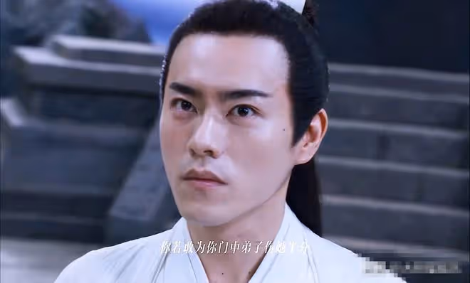《花千骨》導演當眾落淚趙麗穎發聲幫宣傳，卻因用詞不當惹火上身
