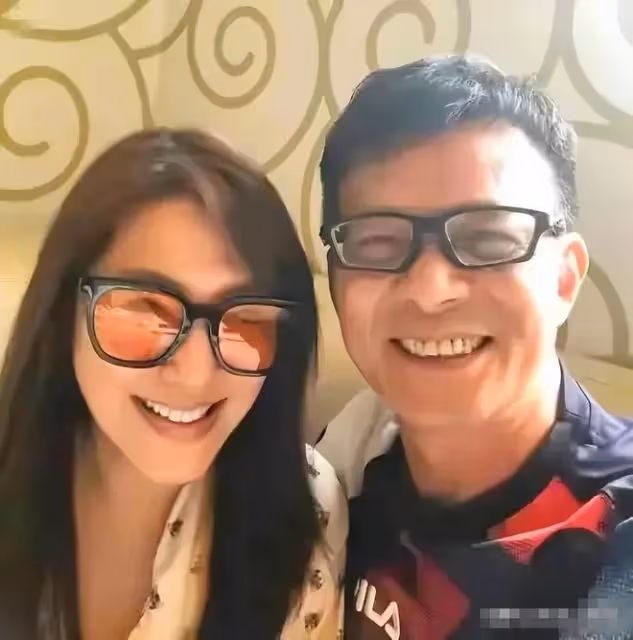 港媒曝黃日華求婚女神有情人終成眷屬，說好終生不娶的呢？
