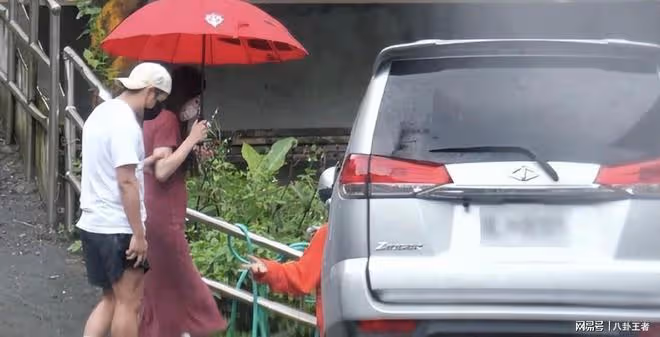 學學王一博吧！歐弟女友懷孕5個月，為養女兒賣跑車，疑報復前妻
