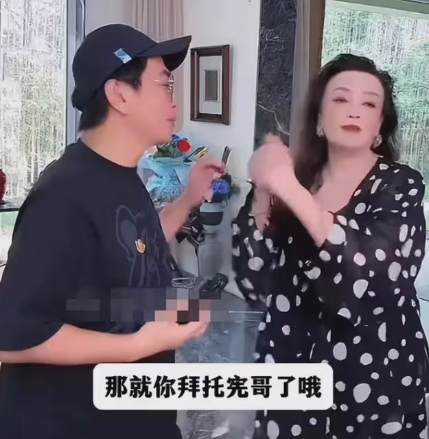 張蘭急了！爆料大S不送孩子上學導致被退學，喊話汪小菲爭撫養權