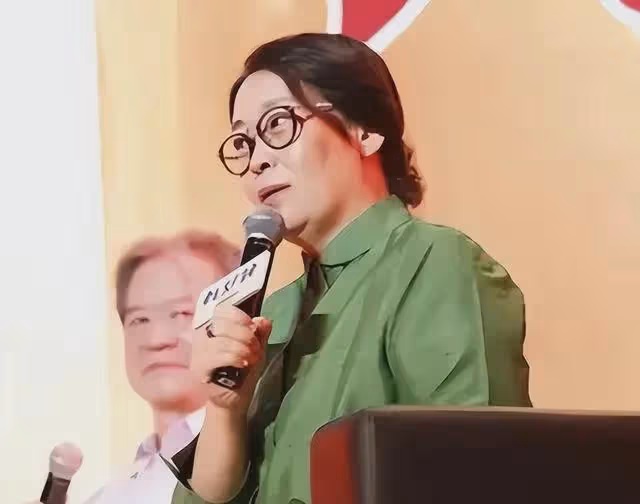 盤點至今未婚的7位央視女主持人,看看都有誰?
