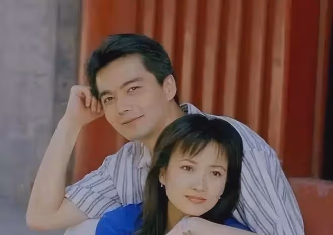 二婚的聶遠,三婚的汪峰,四婚的許亞軍,沒贏過八婚的他